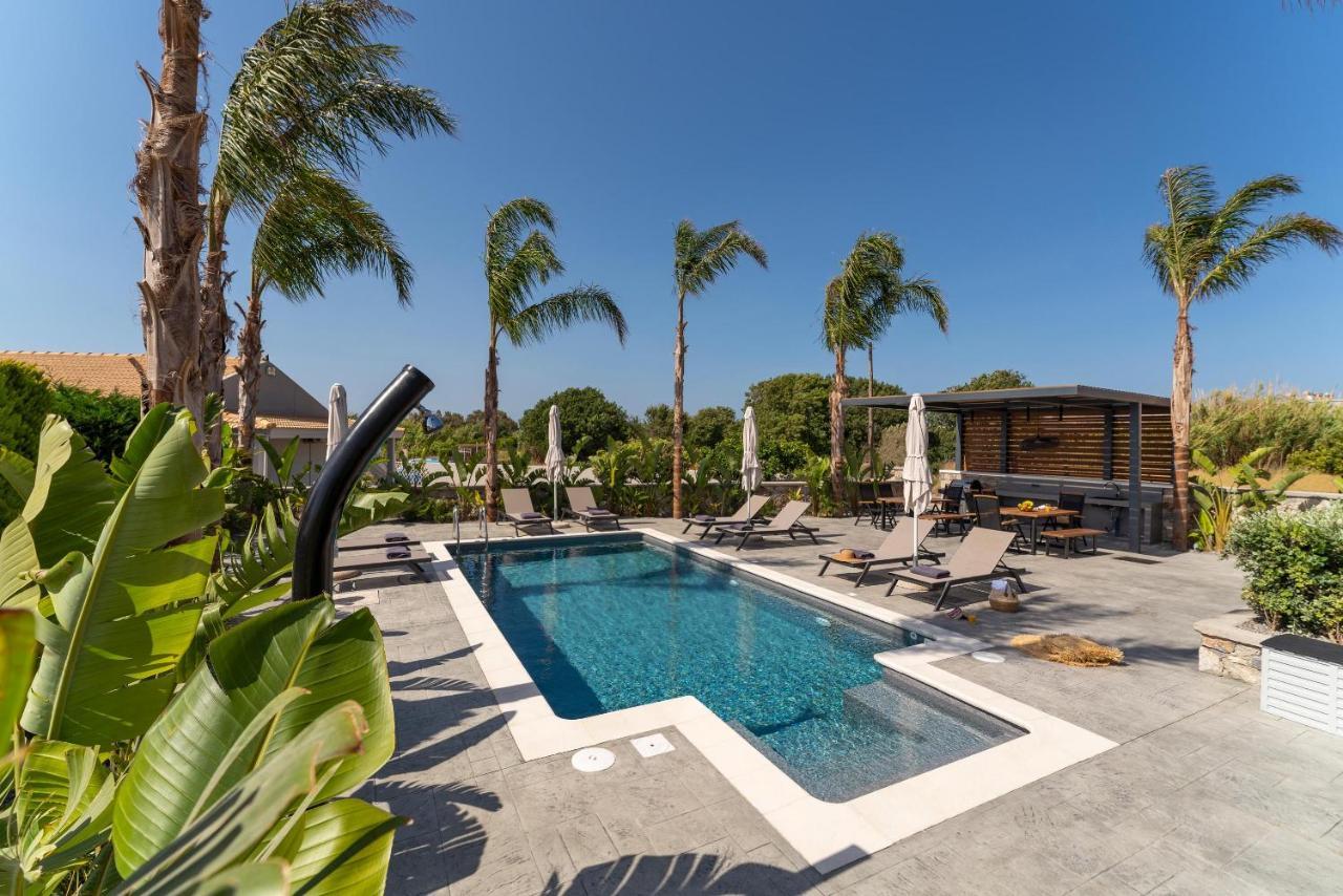 Palmeral Luxury Suites Kremastí 外观 照片
