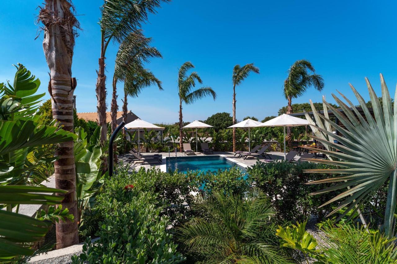 Palmeral Luxury Suites Kremastí 外观 照片