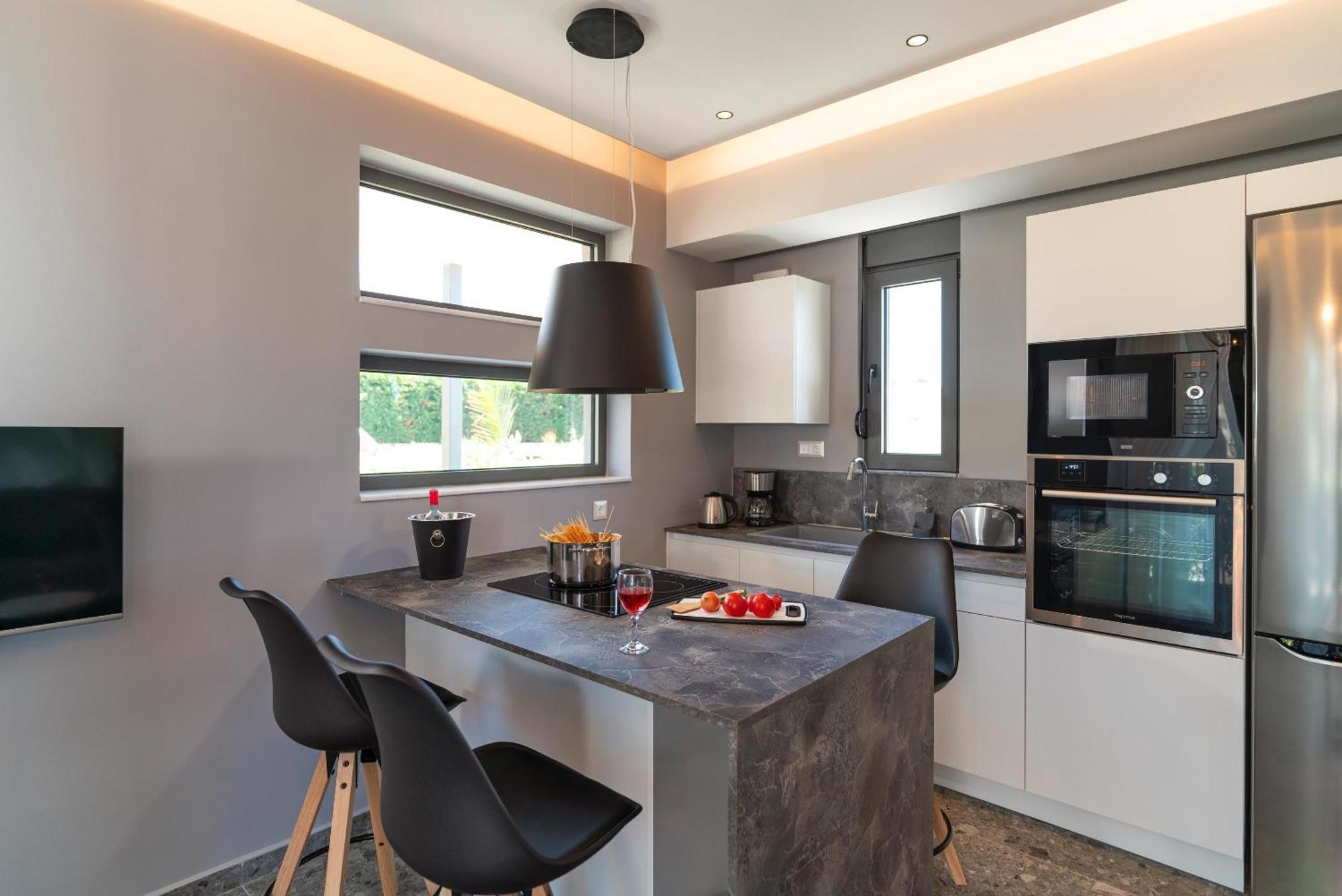 Palmeral Luxury Suites Kremastí 客房 照片