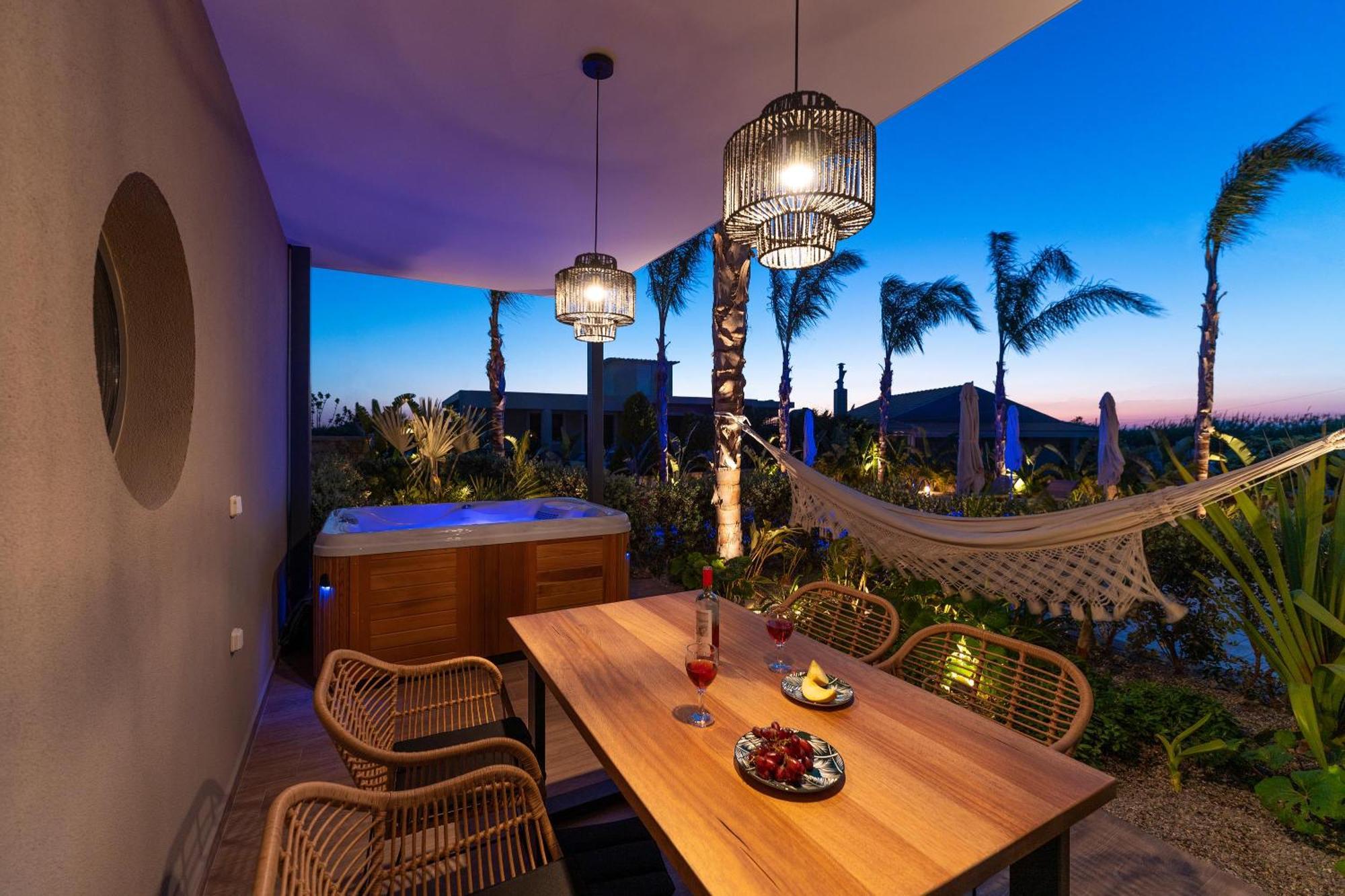 Palmeral Luxury Suites Kremastí 客房 照片